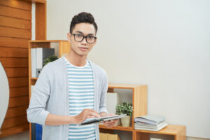 LP - Home 56 casual office worker with tablet 1